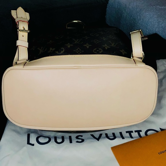 Gorgeous Louis Vuitton Montsouris GM backpack - Picture 4 of 16